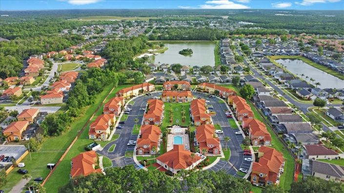 Image No.26-3 Bed Townhouse for sale