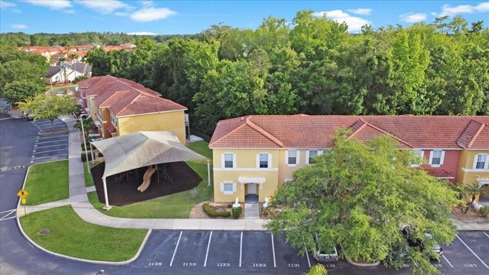 Image No.30-3 Bed Townhouse for sale