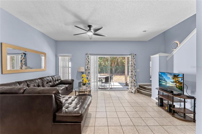 Image No.10-3 Bed Townhouse for sale