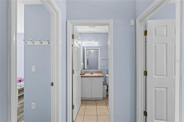 Image No.15-3 Bed Townhouse for sale