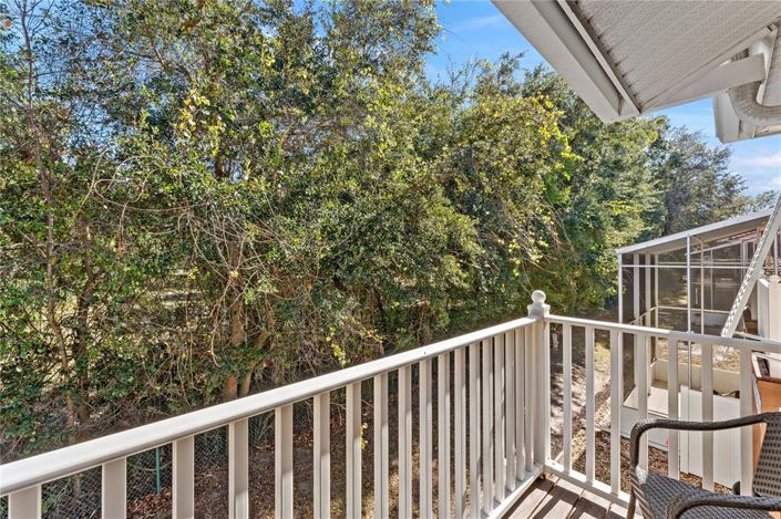 Image No.25-3 Bed Townhouse for sale