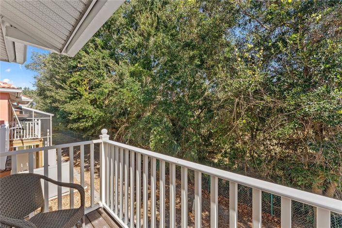 Image No.26-3 Bed Townhouse for sale