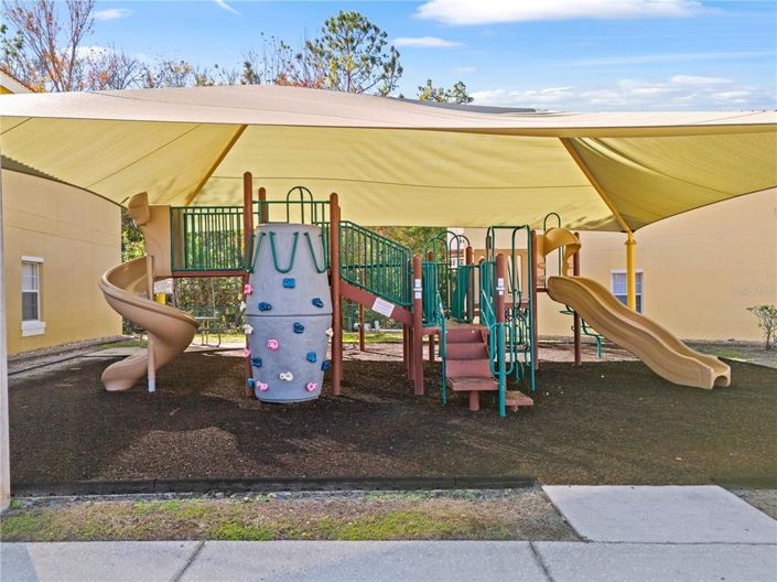 Image No.43-3 Bed Townhouse for sale