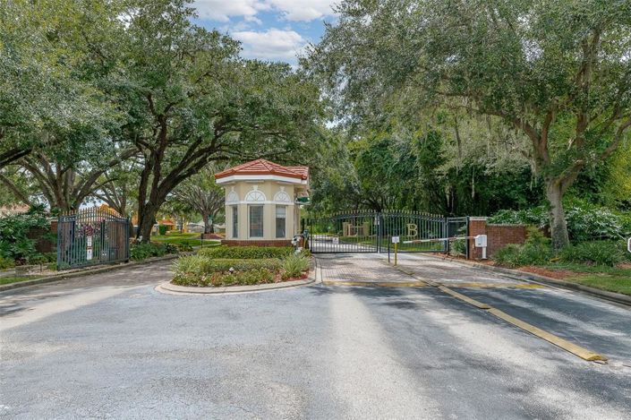 Image No.46-3 Bed Townhouse for sale