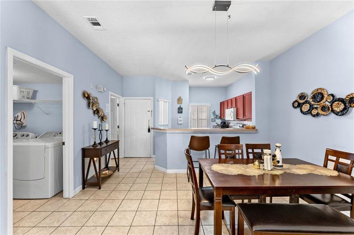 Image No.5-3 Bed Townhouse for sale