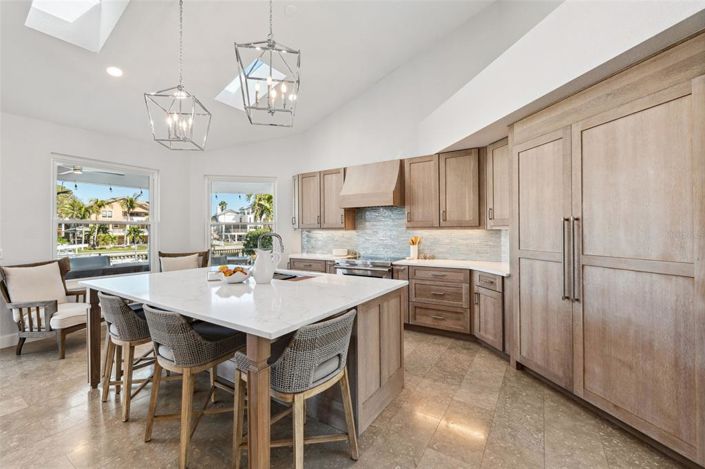 Image No.17-3 Bed Property for sale