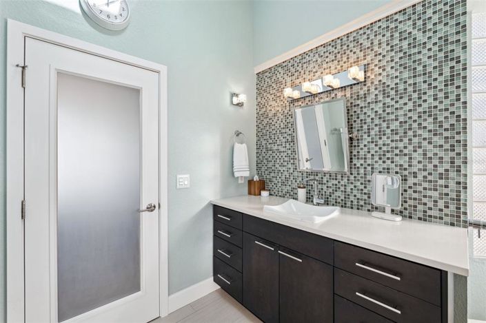 Image No.39-3 Bed Property for sale