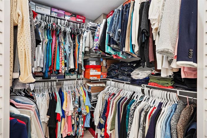 Image No.17-1 Bed Property for sale