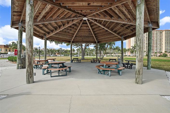 Image No.21-1 Bed Property for sale