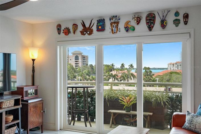 Image No.9-1 Bed Property for sale