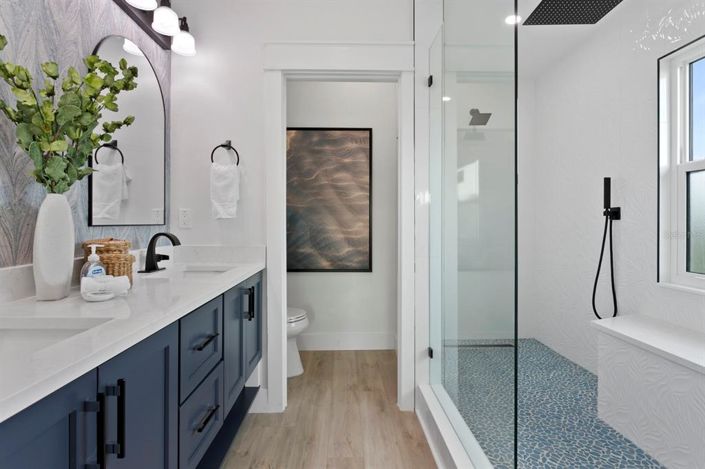 Image No.23-5 Bed Property for sale