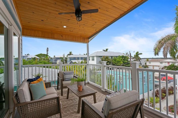 Image No.26-5 Bed Property for sale