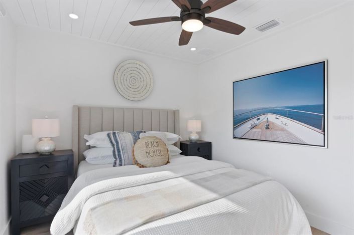 Image No.28-5 Bed Property for sale