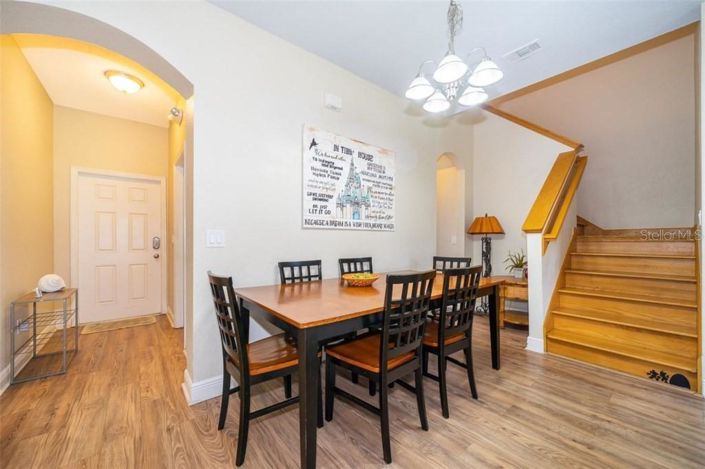 Image No.4-4 Bed Property for sale