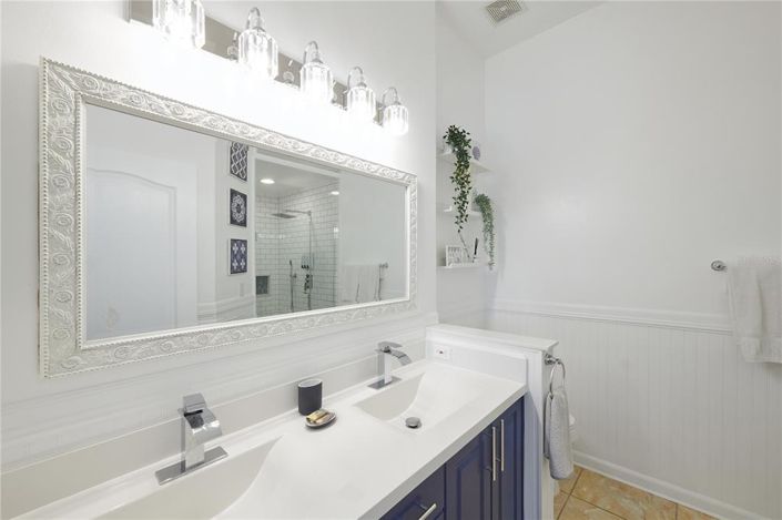 Image No.16-4 Bed Townhouse for sale