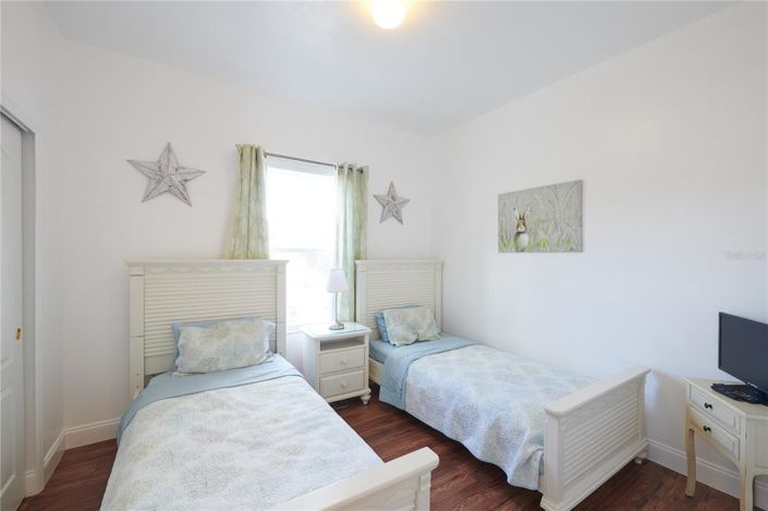 Image No.29-4 Bed Townhouse for sale