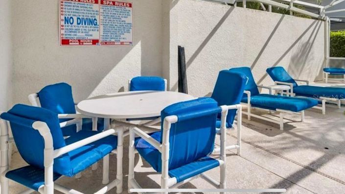 Image No.48-4 Bed Townhouse for sale