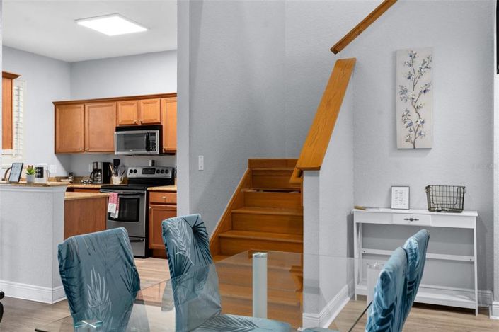 Image No.17-4 Bed Property for sale