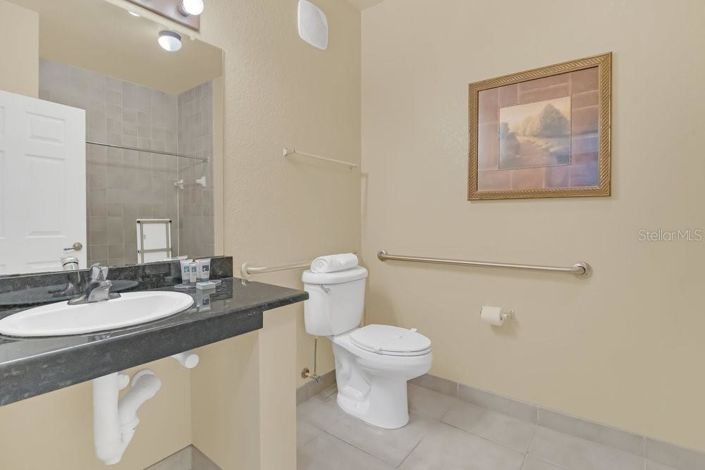 Image No.13-3 Bed Property for sale