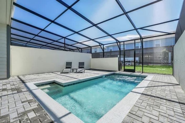 Image No.45-5 Bed Townhouse for sale