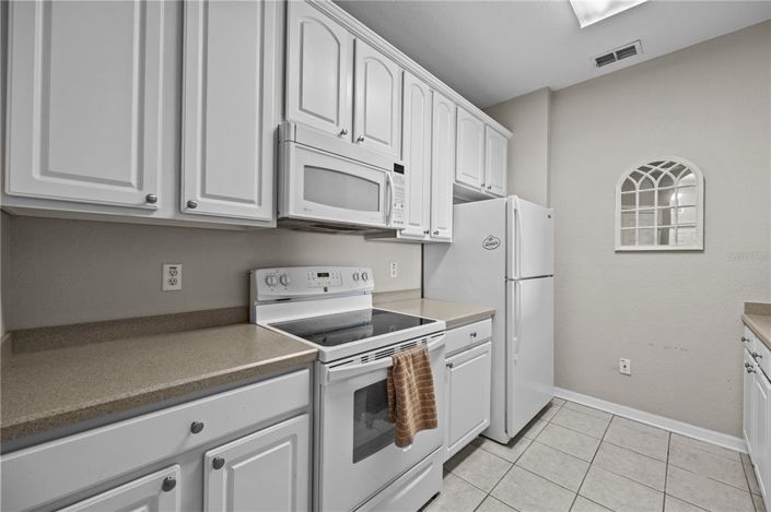 Image No.5-2 Bed Property for sale