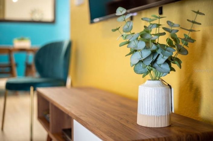 Image No.15-2 Bed Property for sale