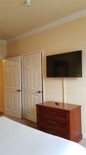 Image No.11-3 Bed Property for sale