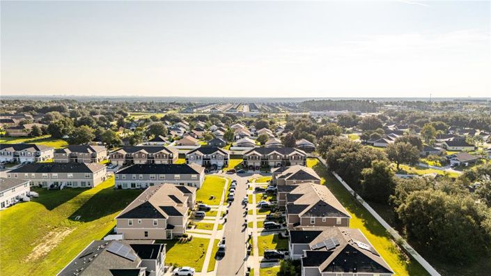 Image No.25-3 Bed Townhouse for sale