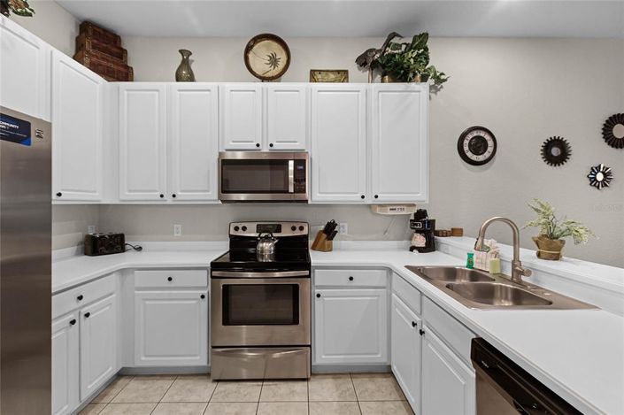 Image No.7-3 Bed Property for sale