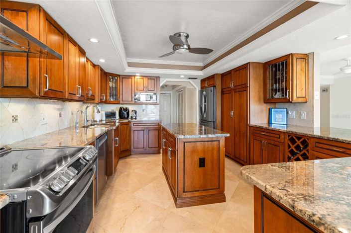 Image No.11-3 Bed Property for sale