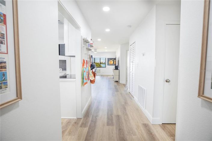 Image No.20-2 Bed Property for sale