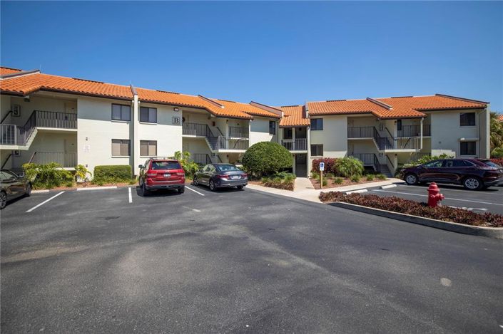 Image No.42-2 Bed Property for sale