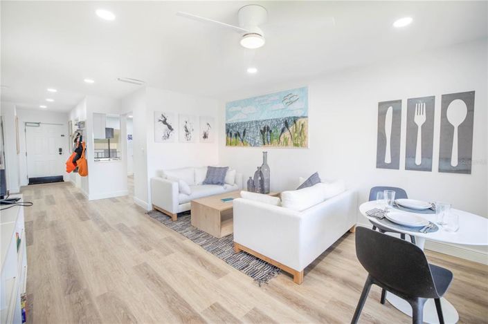 Image No.9-2 Bed Property for sale