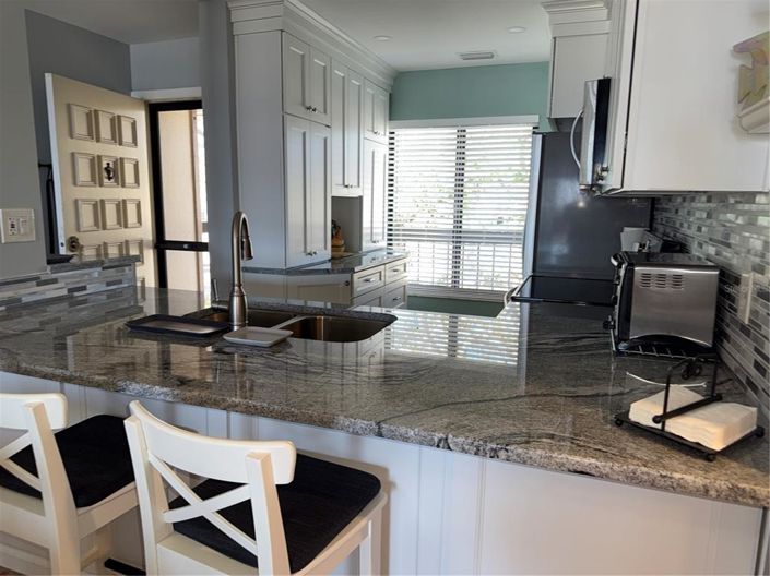 Image No.13-2 Bed Property for sale