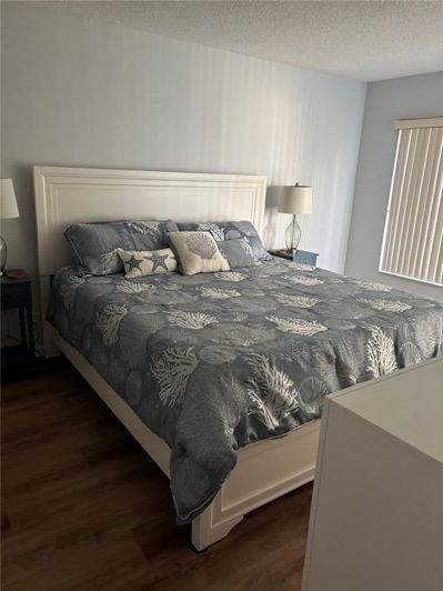 Image No.18-2 Bed Property for sale