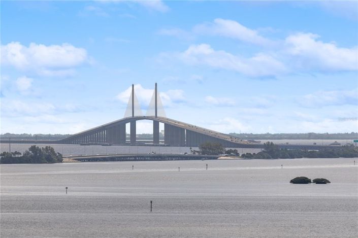 Image No.27-2 Bed Property for sale