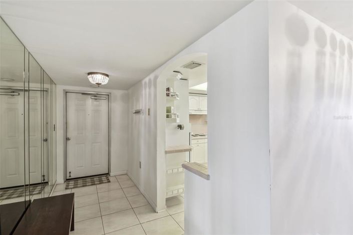 Image No.3-2 Bed Property for sale