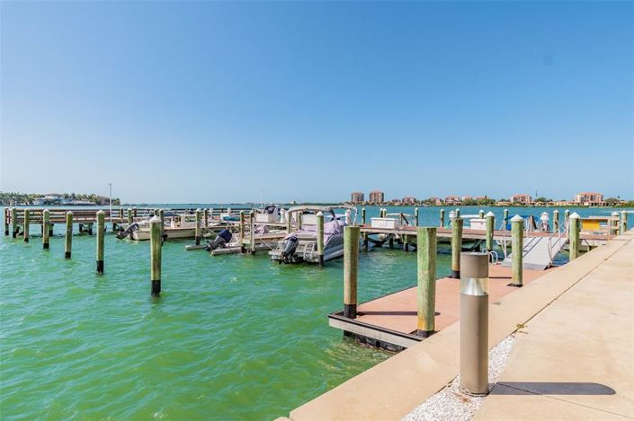 Image No.51-2 Bed Property for sale