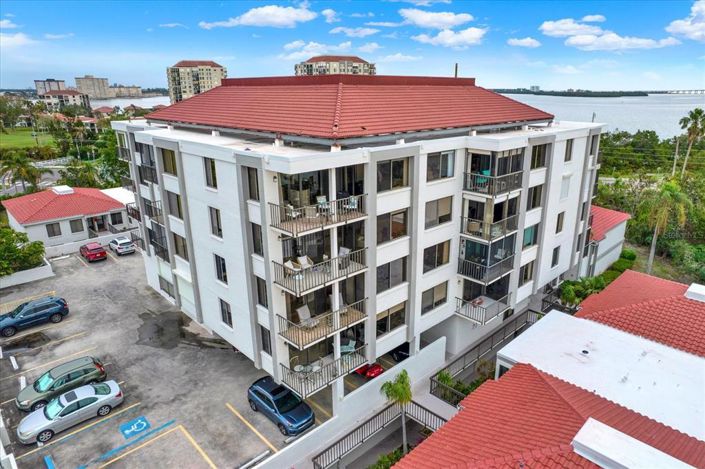 Image No.1-2 Bed Property for sale