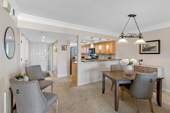 Image No.10-2 Bed Property for sale