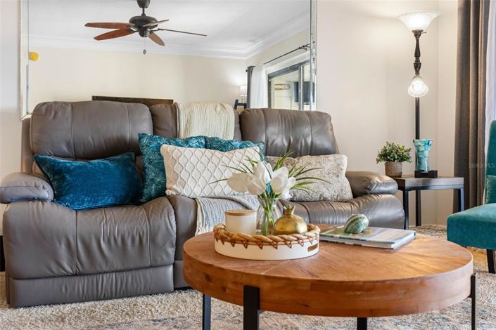 Image No.17-2 Bed Property for sale