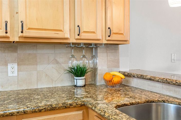 Image No.33-2 Bed Property for sale