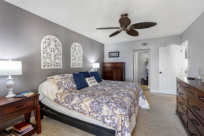 Image No.43-2 Bed Property for sale