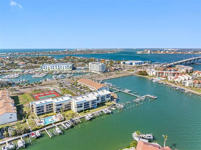 Image No.52-2 Bed Property for sale