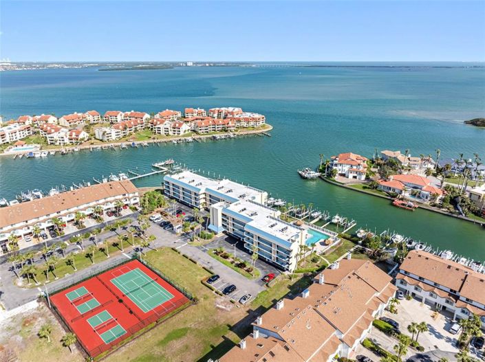 Image No.53-2 Bed Property for sale