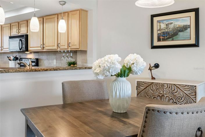 Image No.9-2 Bed Property for sale