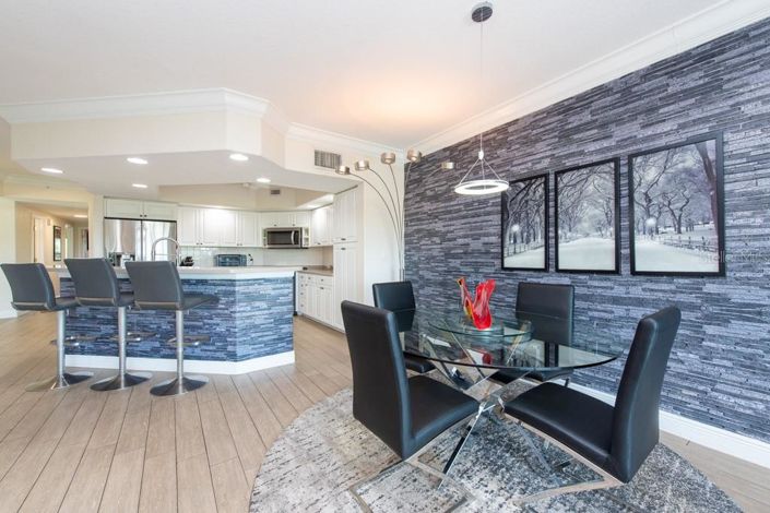 Image No.17-3 Bed Property for sale