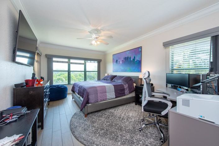 Image No.26-3 Bed Property for sale