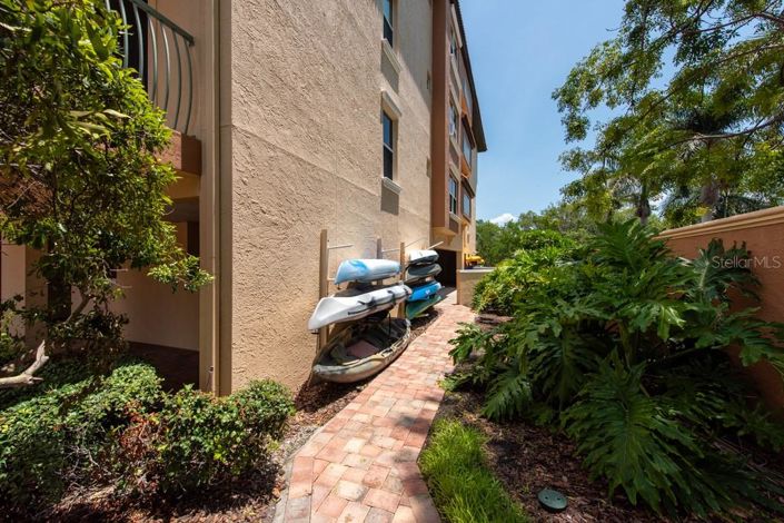 Image No.52-3 Bed Property for sale