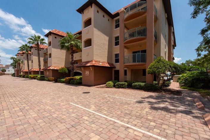 Image No.7-3 Bed Property for sale